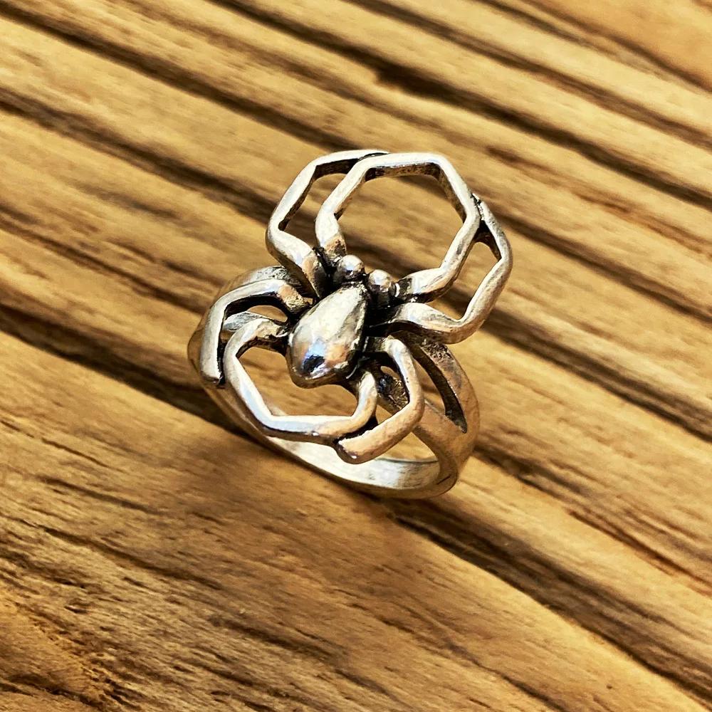 

Кольцо-паук в стиле панк-скелет для женщин и мужчин, подарок на Хэллоуин, индивидуальное большое кольцо на палец