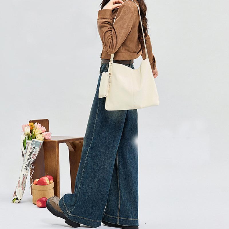 High Capacity Tote Bag Premium Sense Commuter Shoulder Crossbody Bag Daily Bucket Bag