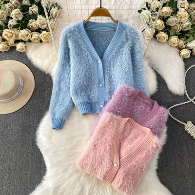 V-Neck Knitted Sweater Women's Winter Faion Luxury Lightweight Age-Defng Pearl Buttoned Coat Loose Fit Straight Woman Sweater