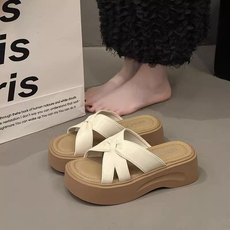 Thick-soled heightening silver cool slippers women's summer wear new high-end Boken one-word sandals