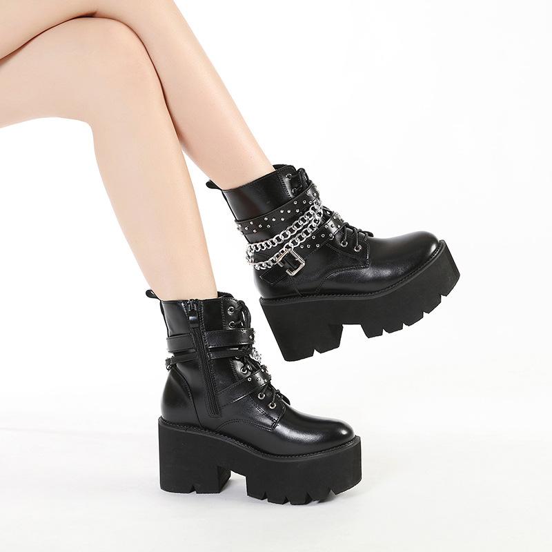 

Autumn and winter British high-heeled leather boots platform-soled Martin boots fried street metal chain small short boots 43 чорний