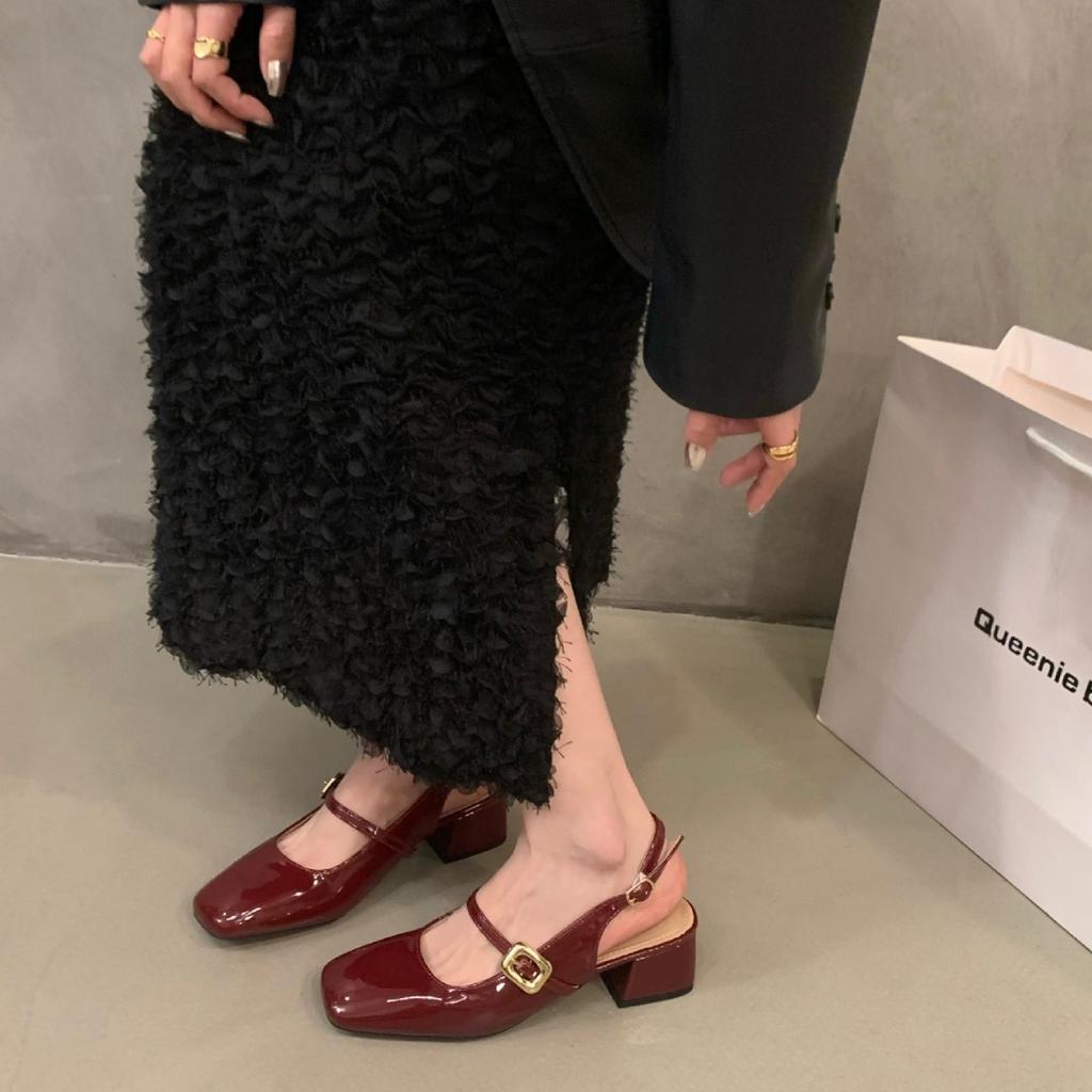 French red bag head sandals women's shoes 2025 new summer square head medium high heel silver Mary Jane single shoes