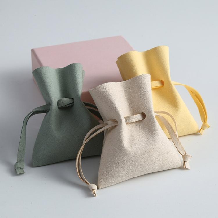 Multifuntional Jewelry Display Bag Square Box and Soft Leather Pouches Leather Texture Suitable for Gifting and Storage