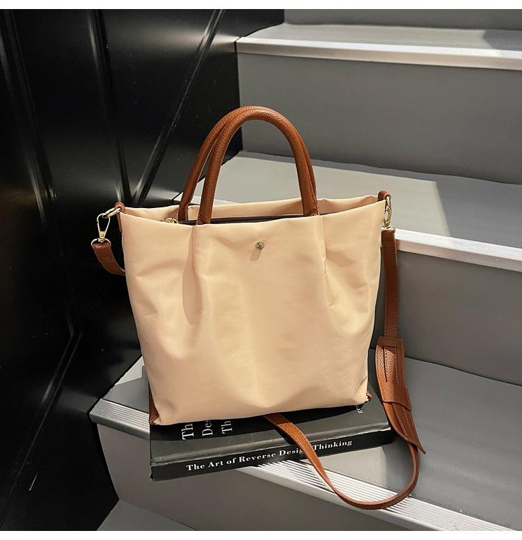 Lightweight Nylon Cloth Small Bag Women's 2025 New Casual Mini Shoulder Crossbody Bag Commuter Handbag Bag