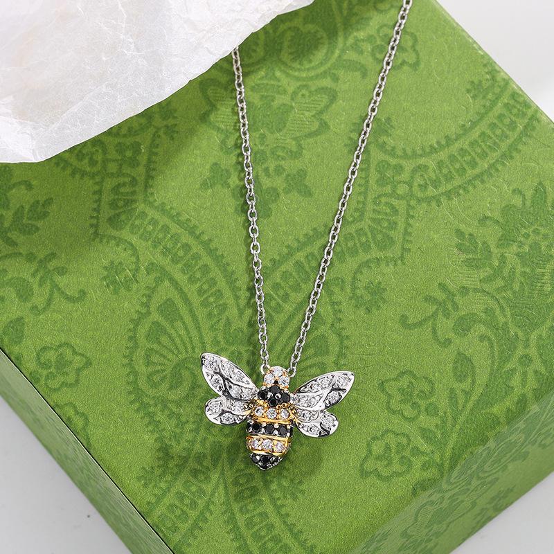 Fashionable Temperament Diamond Creative Little Bee Shaped 925 Sterling Silver Cute Personalized Necklaces XL065