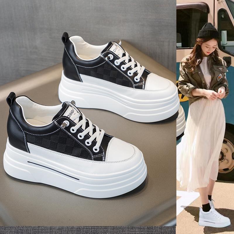 Small inner height increase thick-soled wedge heel 2025 summer new casual women's net shoes breathable and comfortable muffin white shoes