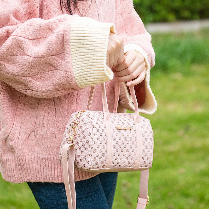 Маленькая сумка-подушка с принтом — фото 5