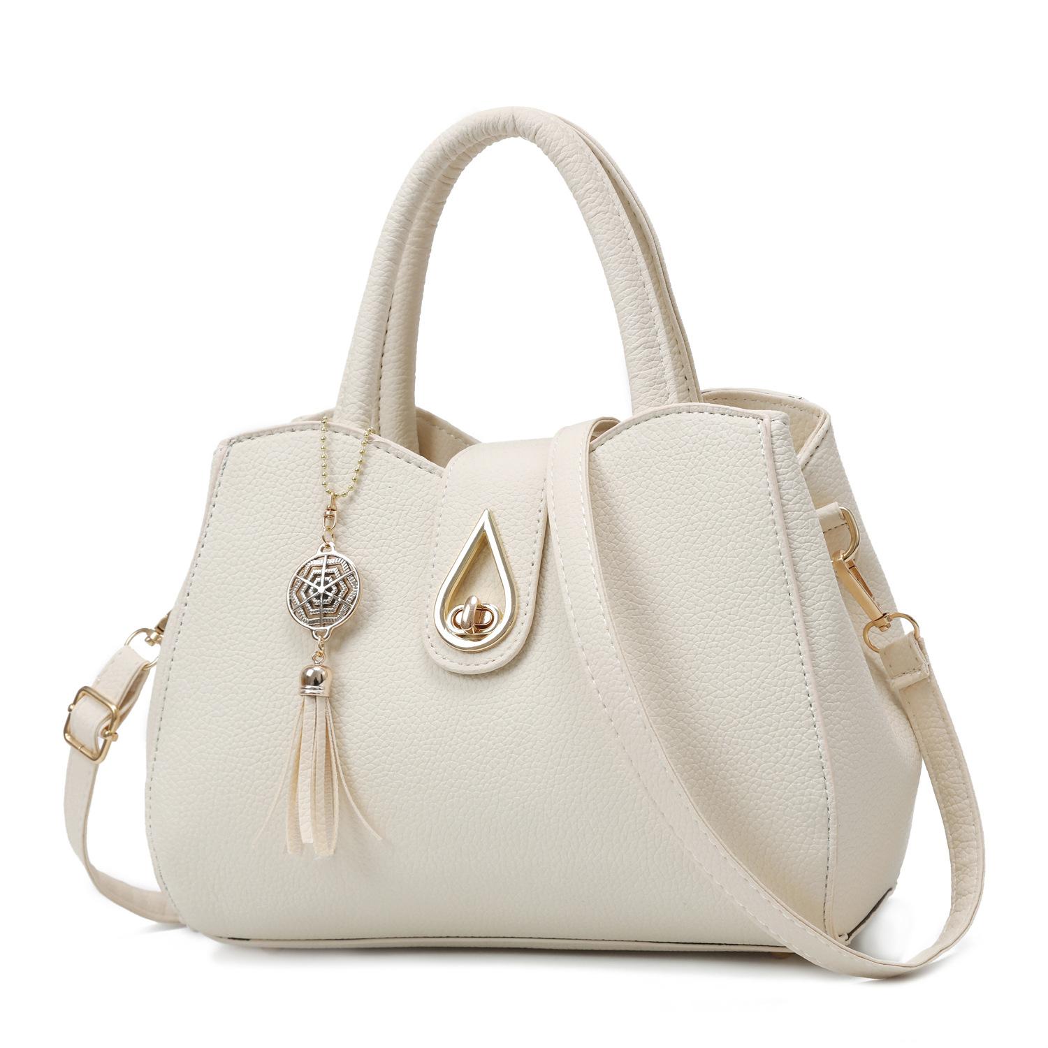 

Women s bag spring new Korean version trend women s bag fashion messenger one shoulder handbag one piece