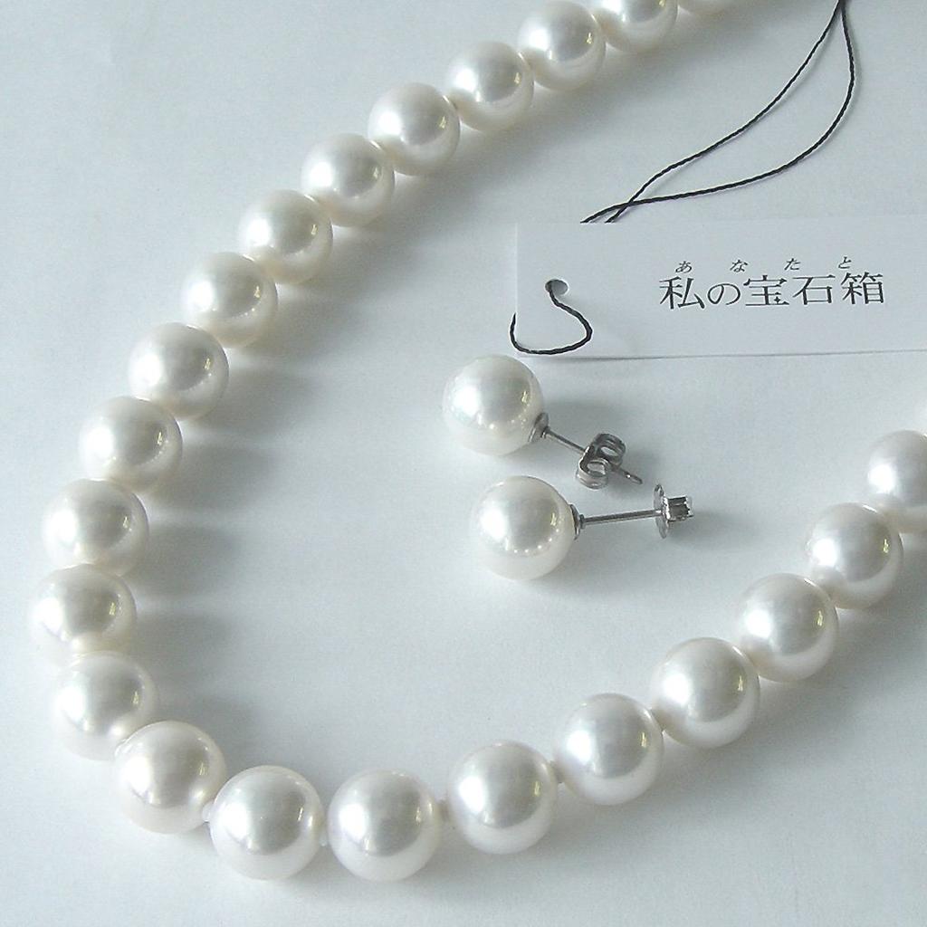[Your and My Jewelry Box] Velveteen Case Pearl Necklace & Large 10mm Pearl Earrings or Pierced Earrings Set (10.0mm Hanadama Pearls, Length