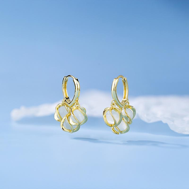 

Три опаловые пряжки для ушей, серьги Niche Design, простой женский темперамент, корейская версия геометрических круглых сережек с бусинами