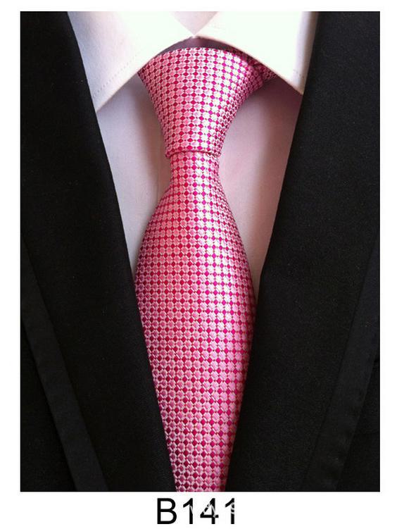 Cravate homme en soie et polyester faite main – Décontractée, formelle ou professionnelle