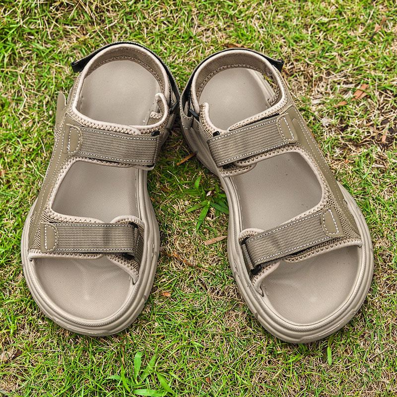 Fashion 2025 New Men Casual Moccasin Summer Outdoor Shoes Genuine Leather Sandals Classic Men's Beach All-match Sandals Leisure Flats