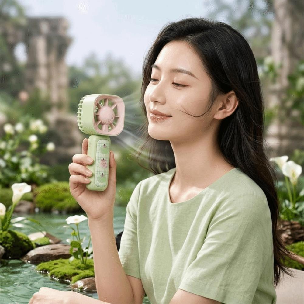Quiet Operation Handheld Mini Fan Lightweight Design USB Rechargeable Fan Desktop Use