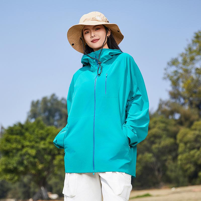 A special seamless and seamless sunscreen clothing, men's and women's pass code pressing sunscreen clothing, outdoor UV protection skin trench coat