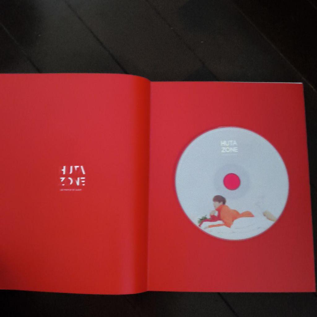 [USED] LEE MINHYUK 1st Album HUTA ZONE