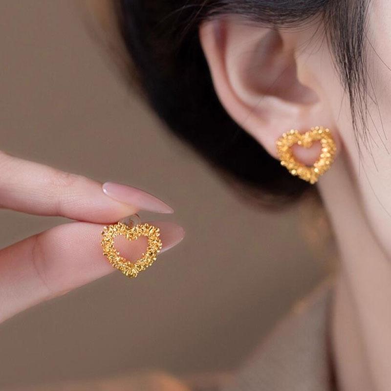 Female Fashion Temperament Versatile Irregular Hollow Heart Earrings