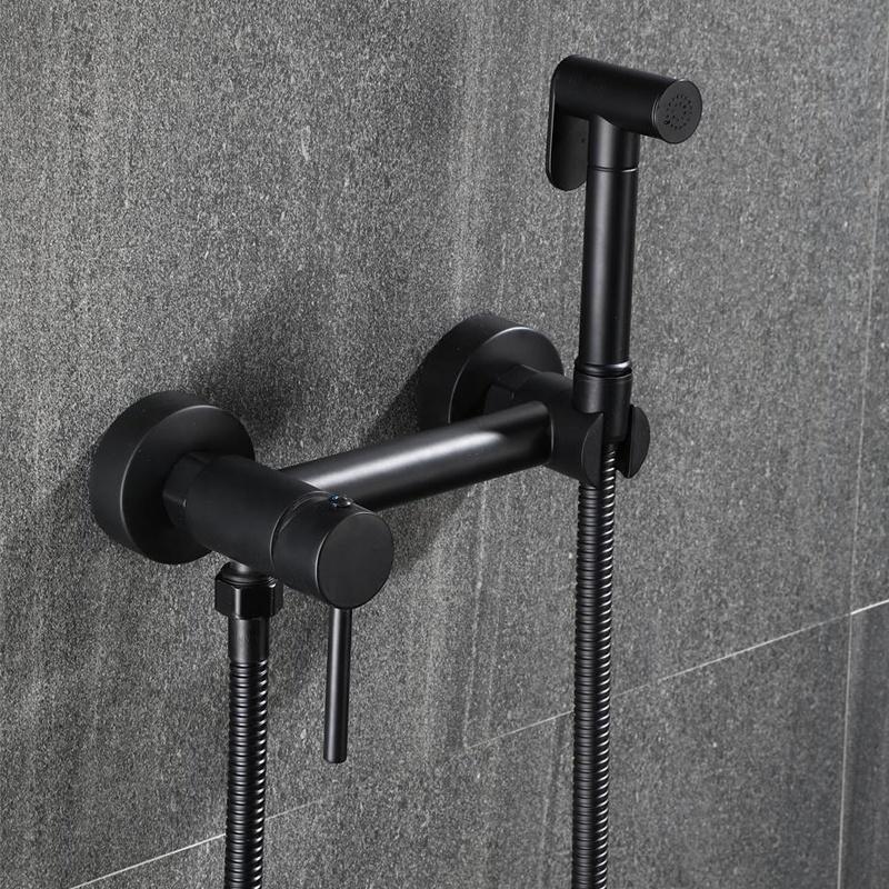 High Quality Chrome Wall Mounted Brass Bidet Faucet Set with Diverter Single Handle Eco-Friendly for Hotel Bathtub Shower (Black,Brass) чёрный