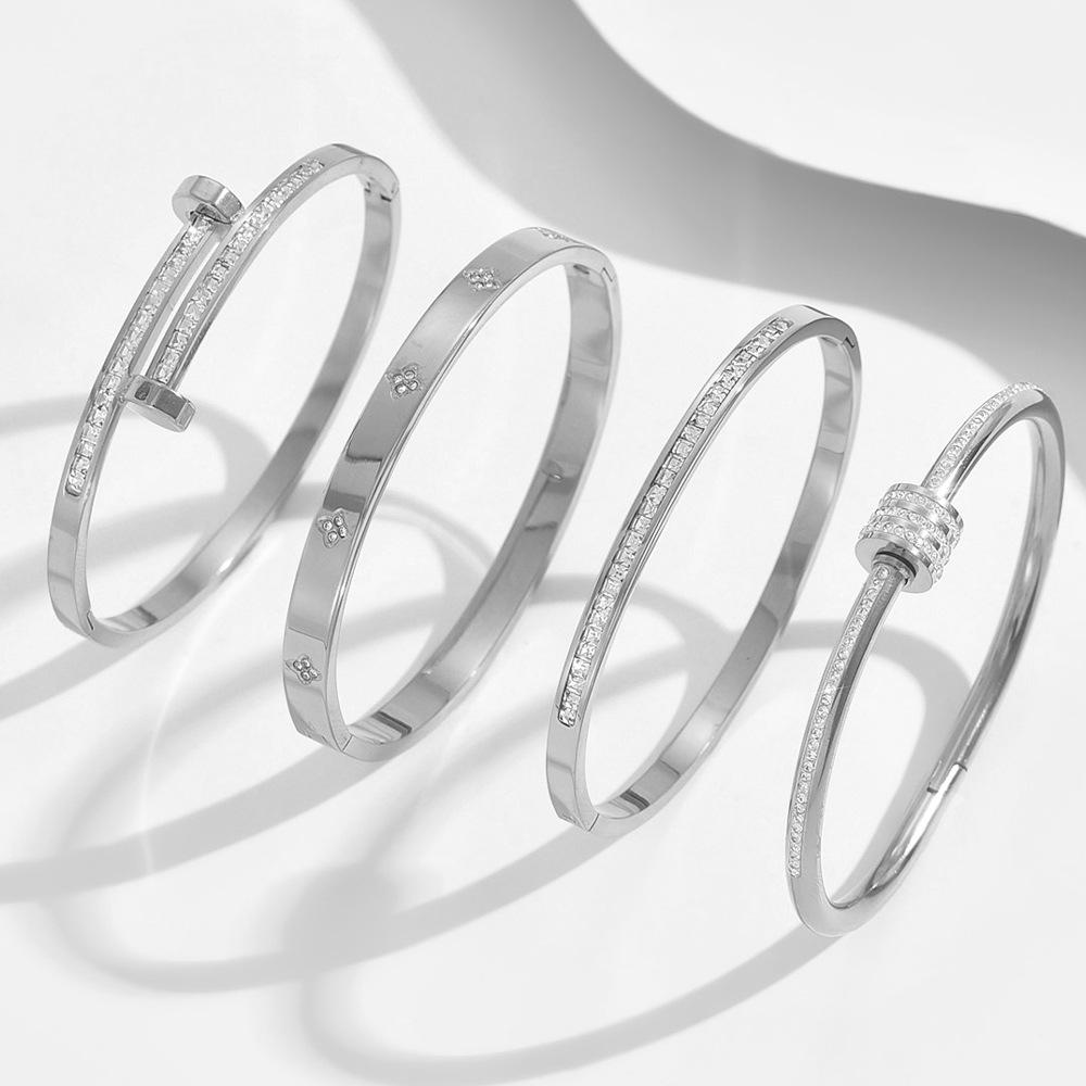 Bransoletka damska ze stali nierdzewnej w kolorze różowego złota 18K ze stali tytanowej z zapięciem na gwóźdź - biżuteria nieblaknąca