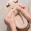 Plüsch-Baumwollpantoffeln Herbst und Winter Indoor Zuhause Zuhause Schleife dicker Boden Plüsch warm Baumwolle Hausschuhe