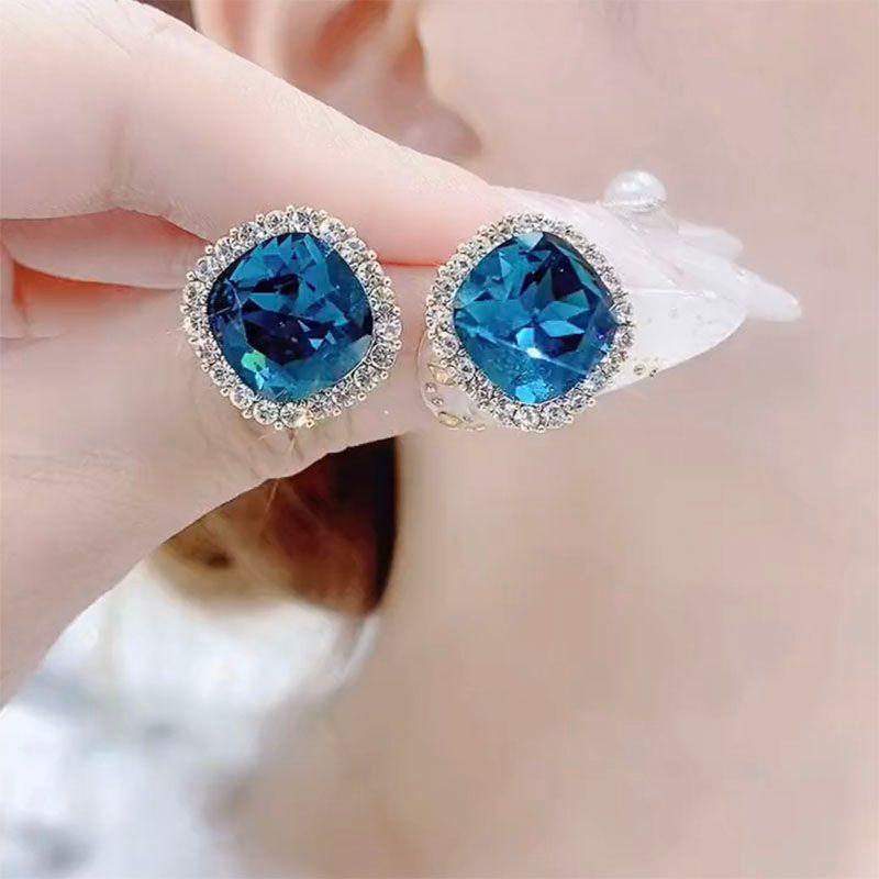 

Blue Crystal Stud Earrings for Women 2025 New Arrival Tide Special-Interest Design Fancy Accessible Luxury Internet Celebrity Autumn/Winter Earrings
