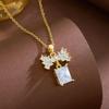 Gradient Butterfly Clavicle Necklace: European-American Fashion Pendant with Inlaid Rhinestones