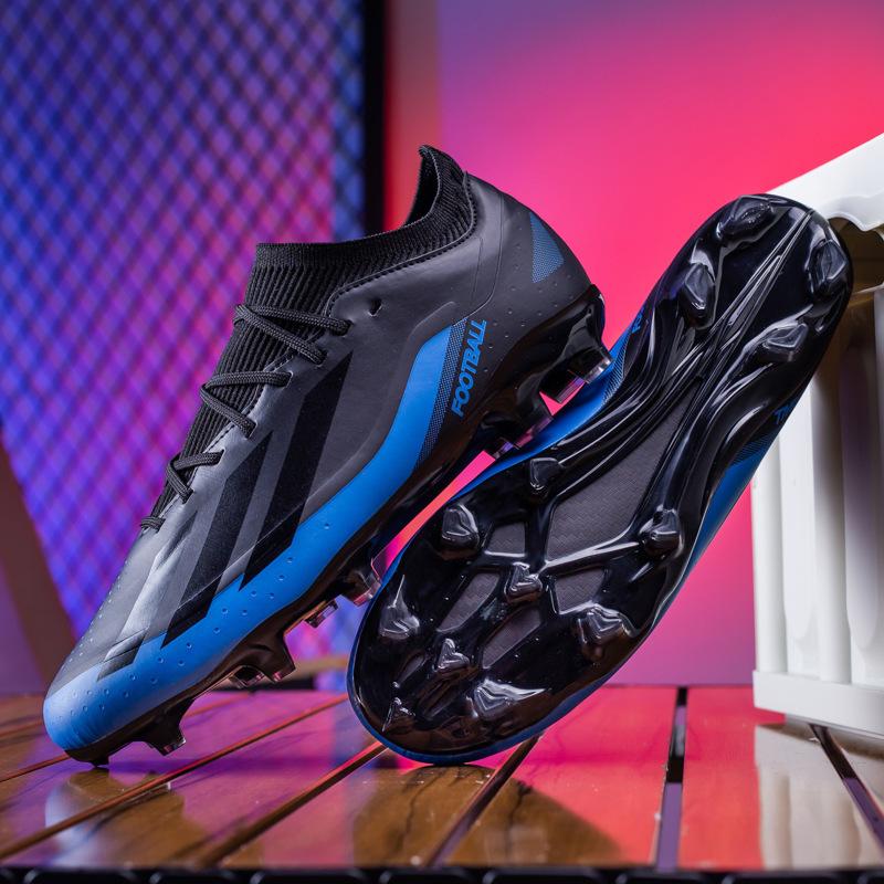 2025 bezszwowe buty piłkarskie z dzianiny muchowej męskie i damskie niskoprofilowe tf korki trawa AG długie korki treningowe buty sportowe studenckie