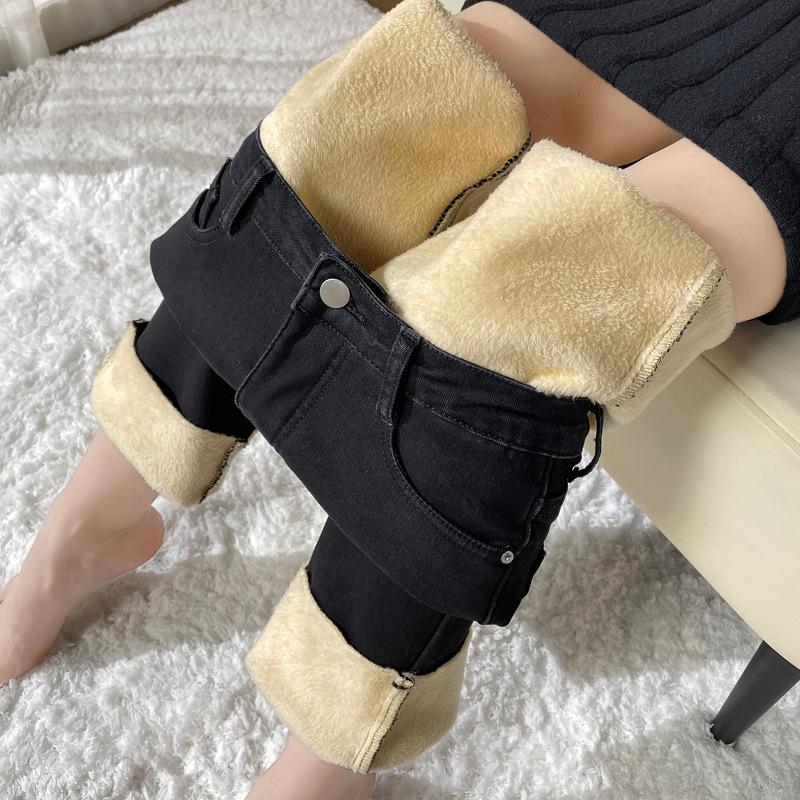 Damen Jeans Herbst/Winter 2023 - High-Waist, Gerade Beine, Mit Samt gefüttert, Lockerer Schnitt, Schlankmachend, Elastisch, Zigaretten-Stil, Neun-Punkt-Länge