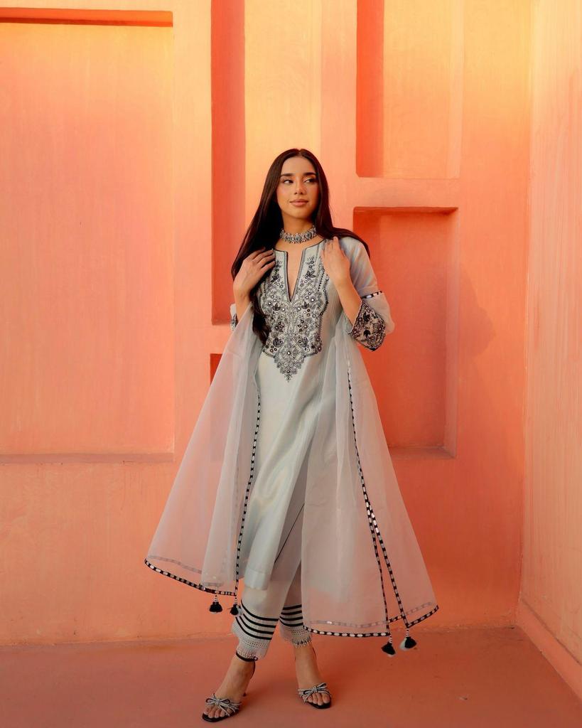 Indian Bollywood Party Wear Salwar Suit Women Designer Georgette Kurta Pant Dupatta Set