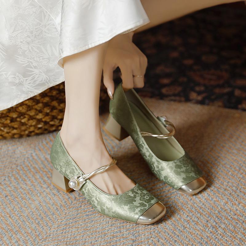 Retro cheongsam shoes new thick heel color matching Mary Jane high heels single shoes women