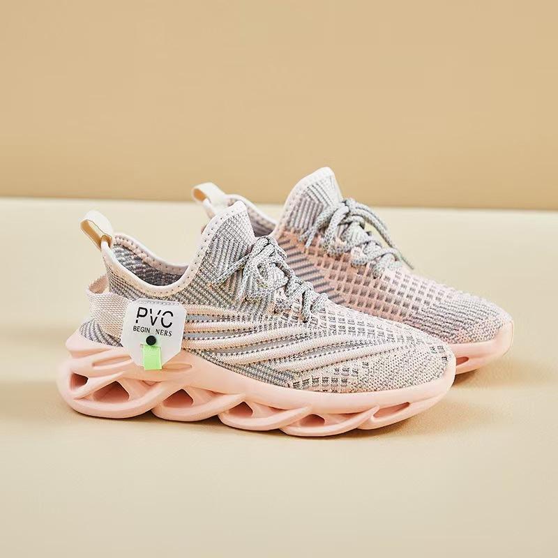 

Korean version of fashion couple flying woven shoes 2025 summer new student sports shoes lightweight breathable running casual shoes 40