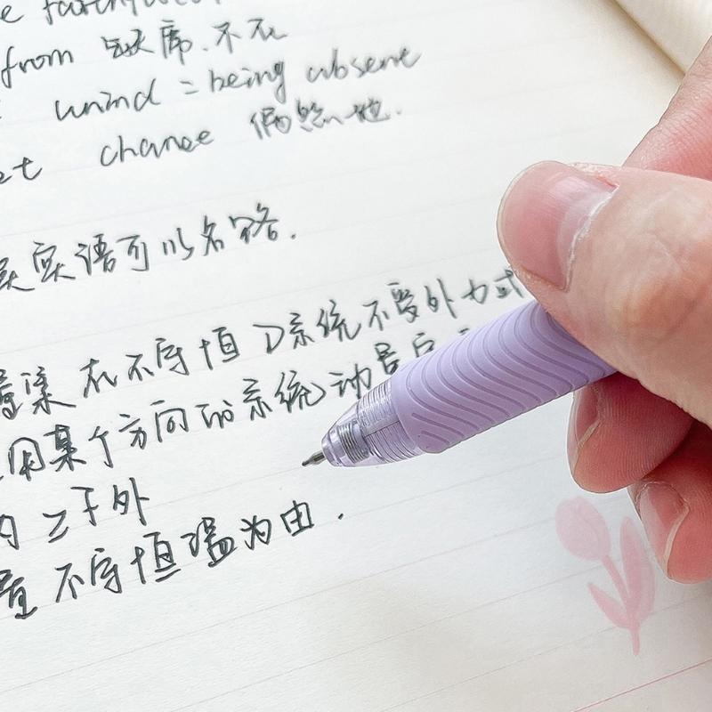 4PCS Flower Print Gel Inks Pen Retractable Gel Pen with Metal Clip Ergonomic Grip 0.5MM Tip Black Inks for Office School