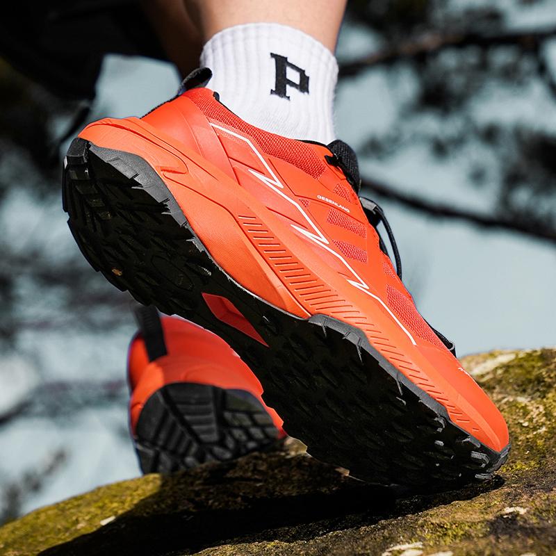 High Quality Leather Hiking Shoes Durable Outdoor Sport Men Trekking Leather Shoes Lace-Up Climbing Hunting Sneakers