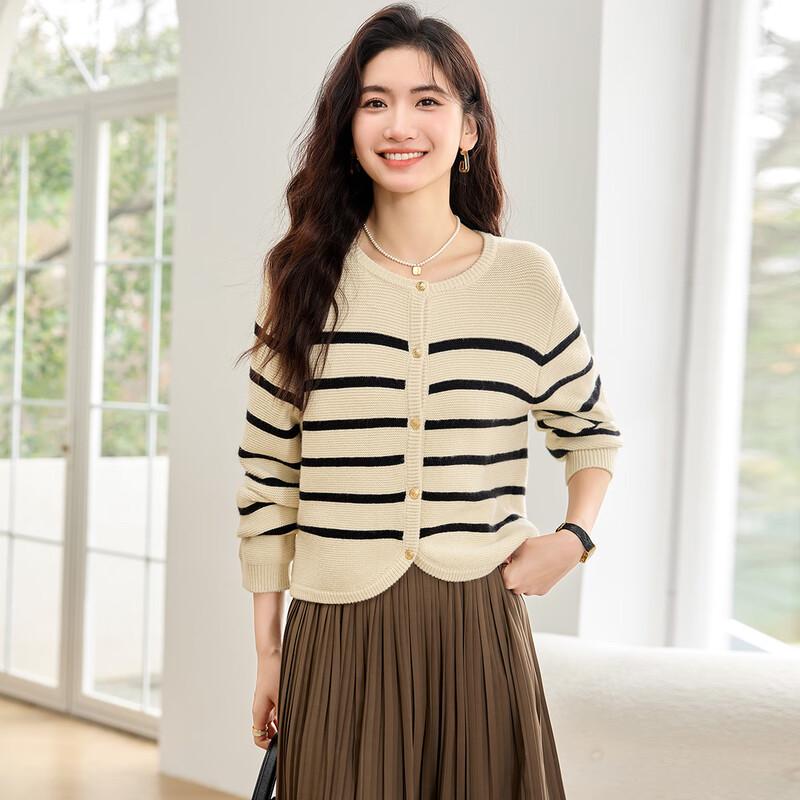 

Mokana Women s Long Sleeve Knit Sweater One Size