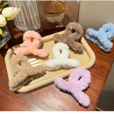 Faux Fur Hair Claw Fluffy Hair Barrettes Hairpins Crab Headwear  Autumn