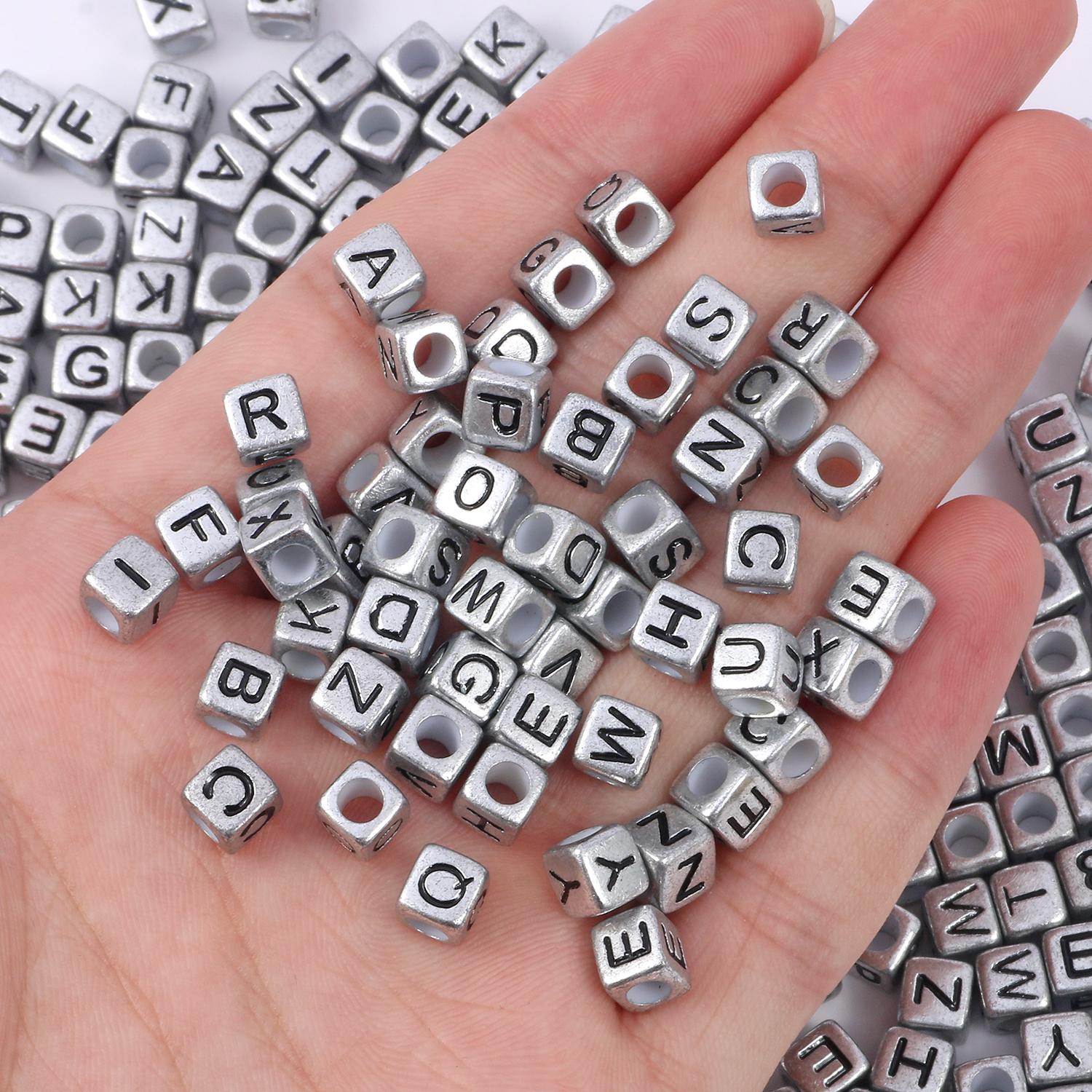 

100 шт. смешанные 6x6 мм серые акриловые квадратные буквы алфавита свободные бусины для изготовления ювелирных изделий браслет ручной работы «сделай сам» 6x6mm