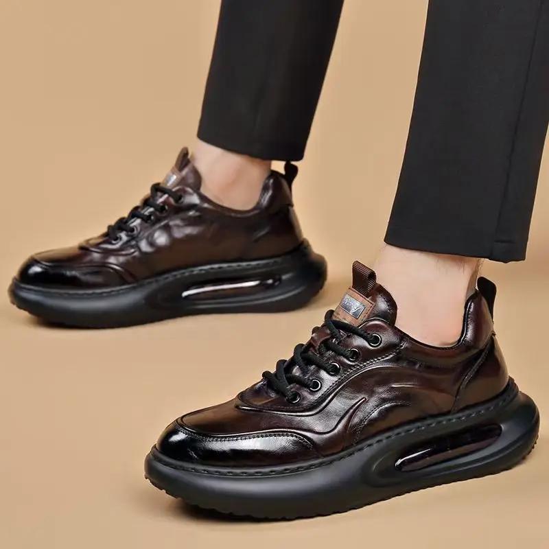 Chaussures décontractées pour homme en cuir véritable Mode Semelle épaisse Sport Augmentant la taille Baskets à lacets cool