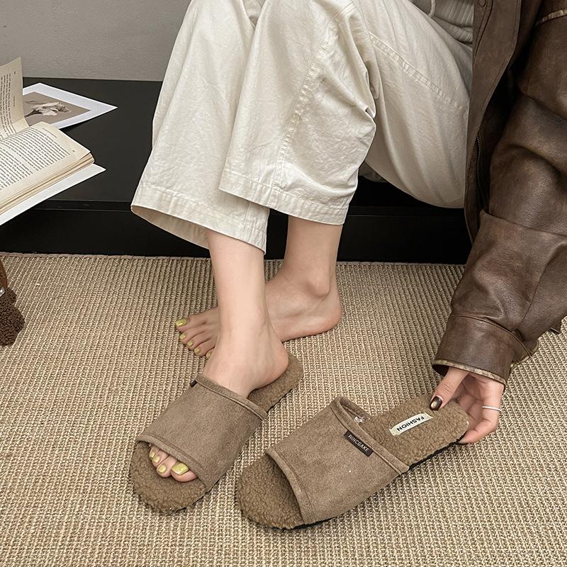 

Ретро универсальные пушистые туфли на толстой подошве для женщин для ношения 2025 новый осенне-зимний сказочный стиль из овечьей шерсти с хлопковыми тапочками 40 хаки