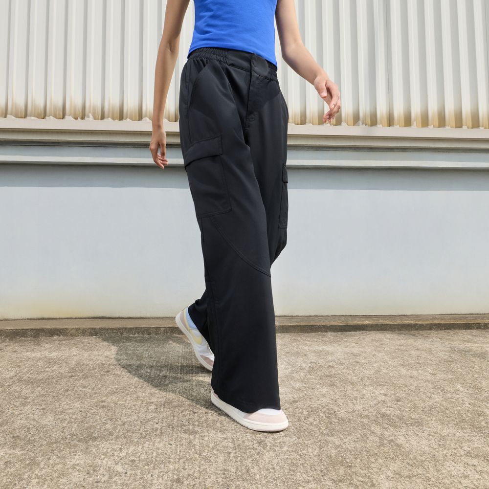 Jordan Cargo Pants Women s Black Moderate Straight Fit Pants XL