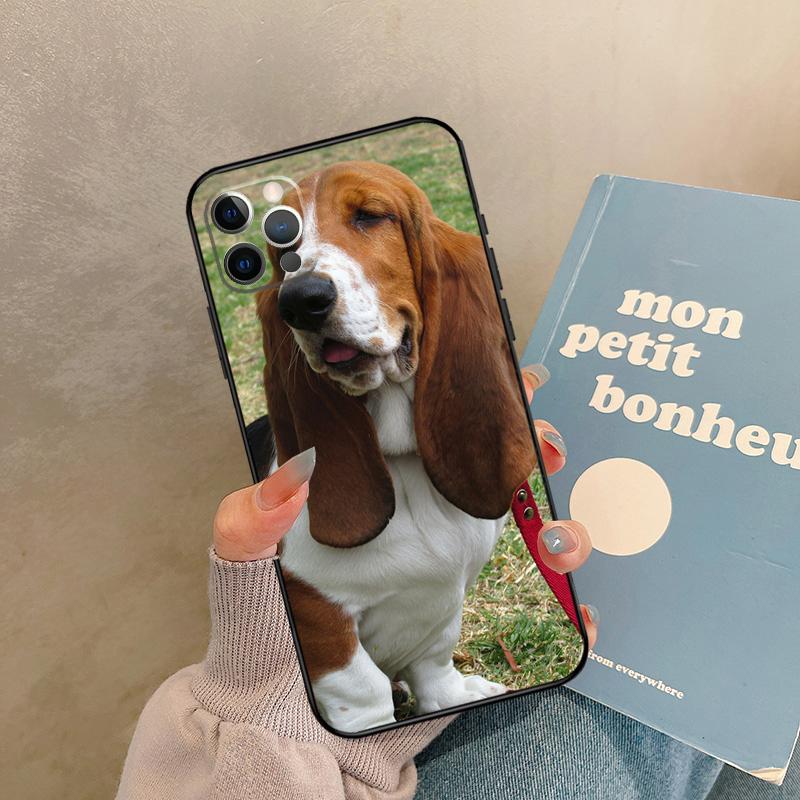 Basset Hound Dog Case For iPhone 17 Air 14 16 15 11 12 13 Pro Max 12 Mini XR 15 16 Plus 16e Back Cover Shell