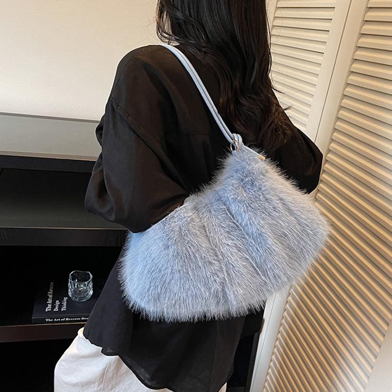 Women's Large Capacity Shoulder Bag Solid Color Plush Imitation Fur Handbag For Autumn And Winter Fashion
