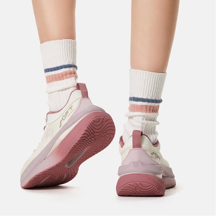 Li-Ning Soft Go Max Retro Versatile Shock Absorption Non-Slip Wear-Resistant Breathable Support Rebound Low-Top Casual Shoes Women Sneakers AGLU046-3