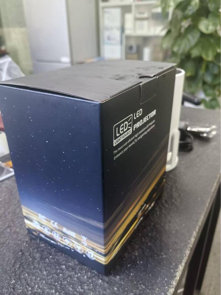 HY300mini Portable LED Projector: High-Definition Micro Home Device