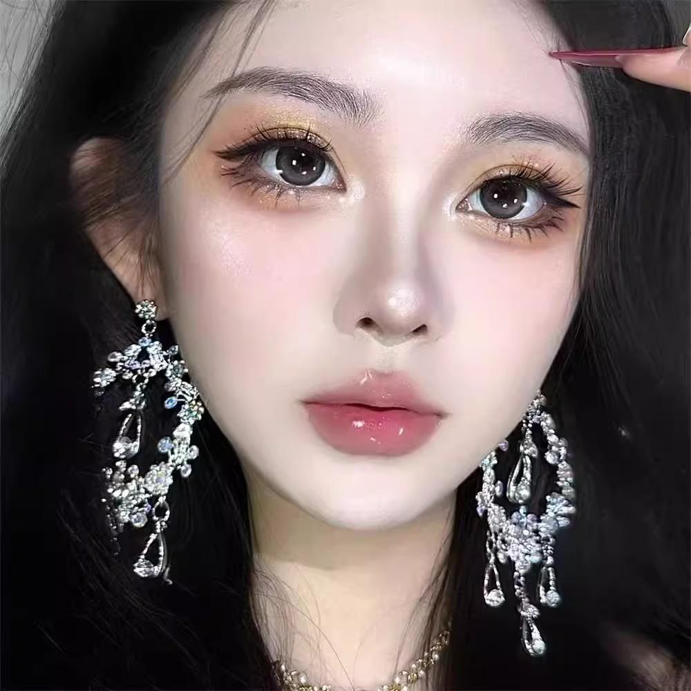 Hollow Water Drop Fringed Earrings Femininity Light Luxury High-End Earrings Exaggerated Earrings