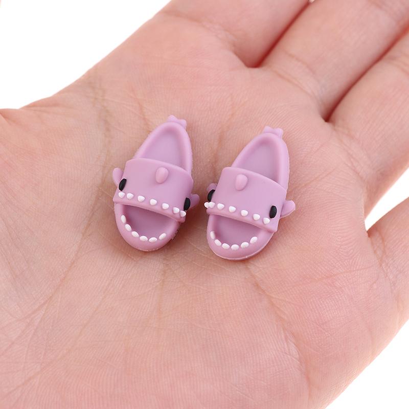 1 Pair 1:12 Dollhouse Miniature Cute Shark Slippers Doll Shoes Suit For Ob11 1/12 Bjd Doll Gsc Dod, Ymy Doll