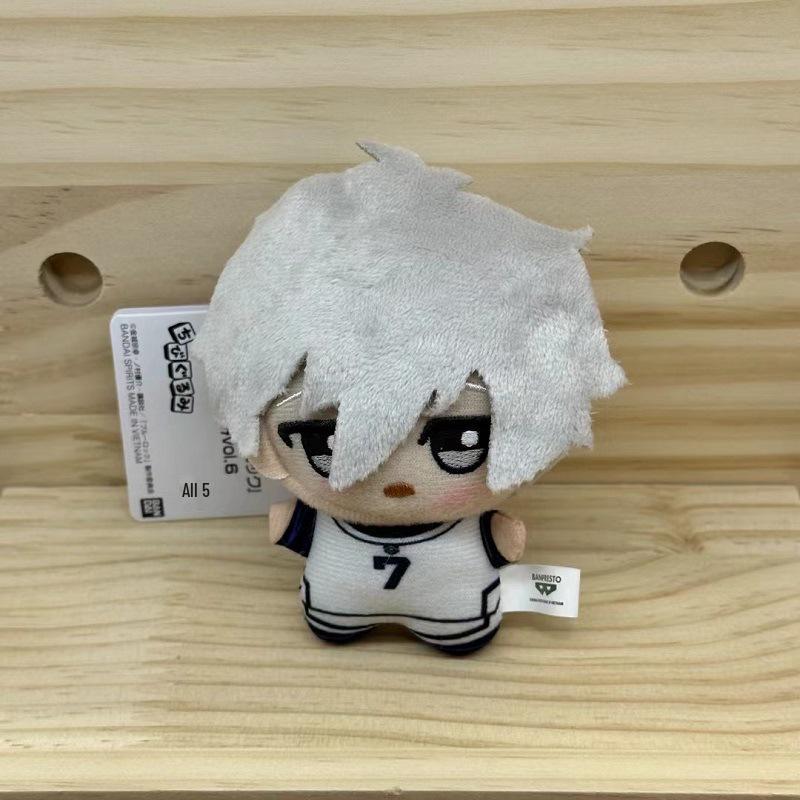 

Японский плюшевый брелок в виде футбольного нападающего из «Синей тюрьмы» - Милый мультяшный брелок для рюкзака Blue Lock Pendant