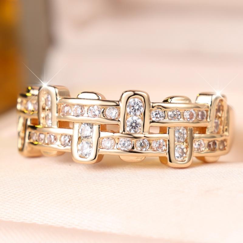 Stylish Gold Color Chain Shape Zircon Band Ring for Women Wedding Banquet Daily and Party
