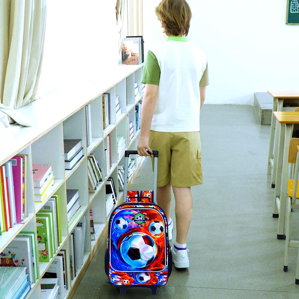 3dílná sada fotbalových batohů na kolečkách pro chlapce. Zahrnuje tašku na kolečkách & svačinový box. Ledový/Ohnivý design. Ideální pro základní a předškolní