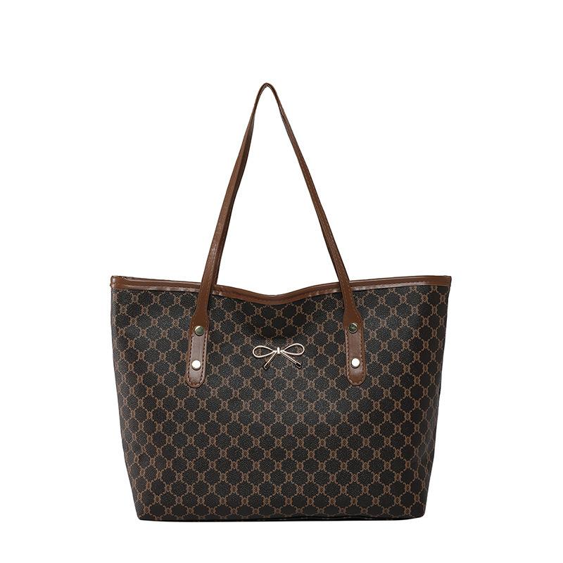 2025 new trendy fashion large-capacity tote bag commuter shoulder bag autumn and winter simple fashion oblique span bag