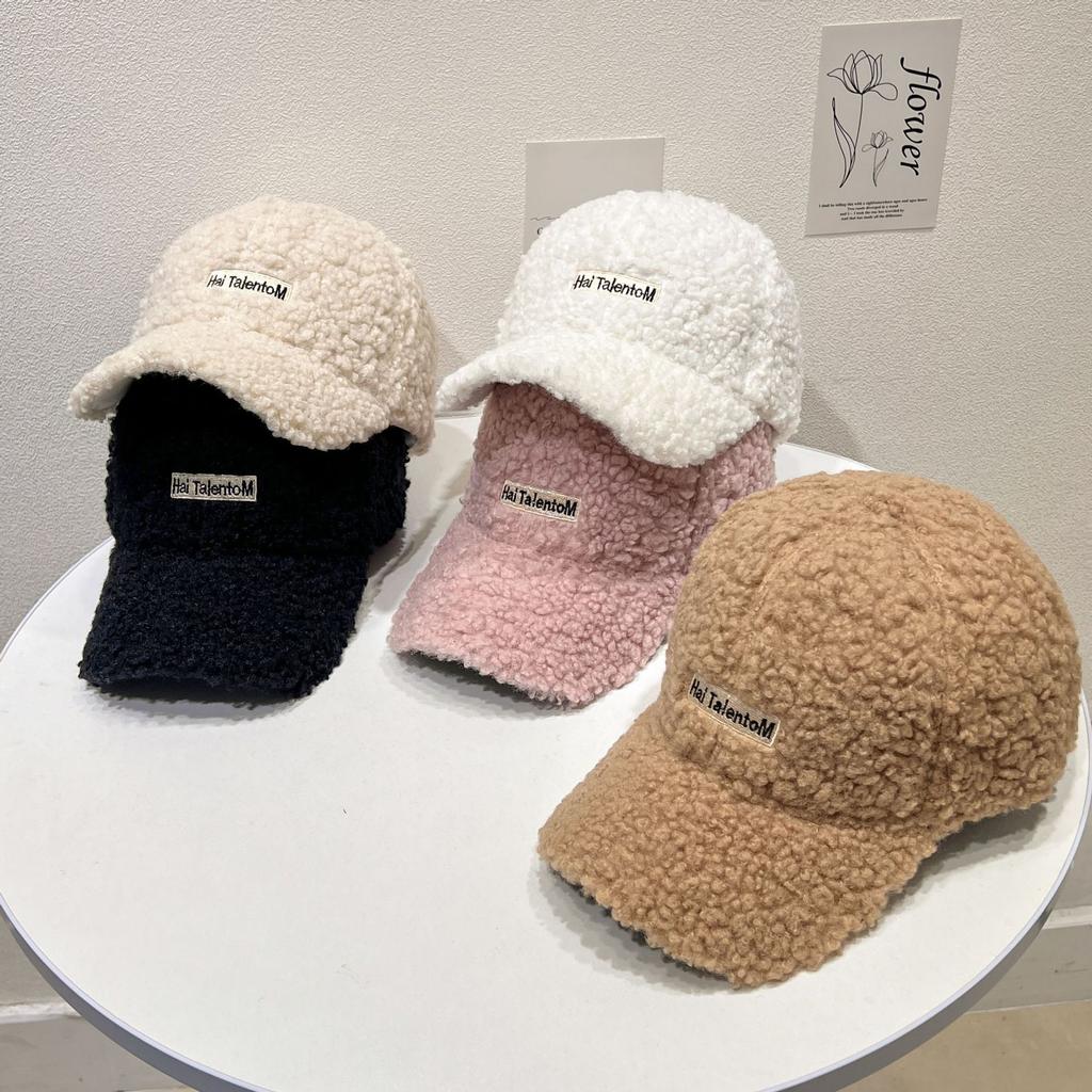 Winter Letter Embroidered Plush Warm Baseball Cap for Women's Winter Fashion Couple Duck Tongue Hat
