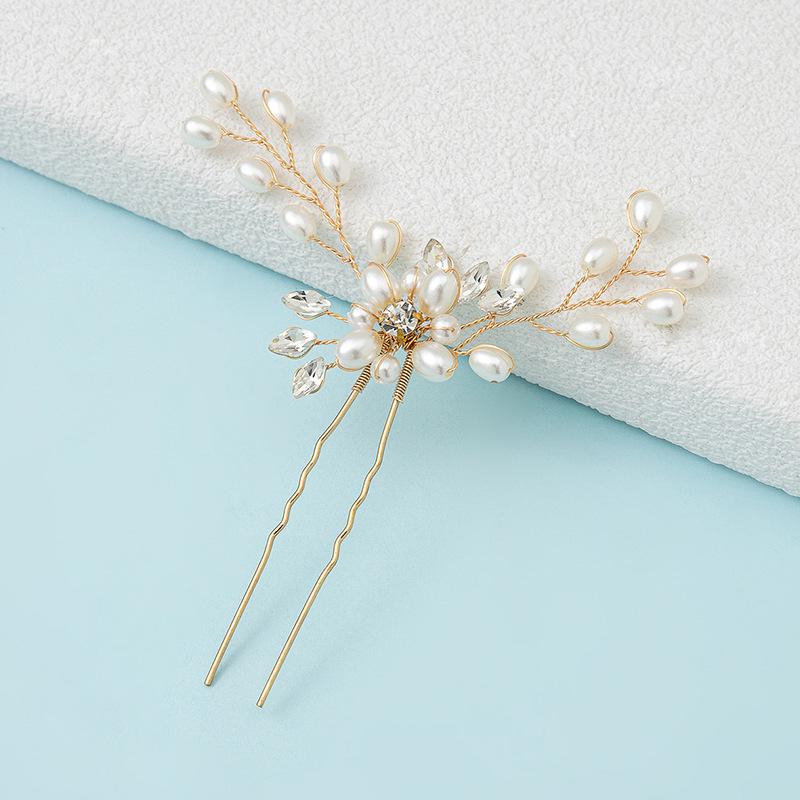 Handmade Imitation Pearl Flower Hairpin for Bridal Updo and Wedding Dress Accessory